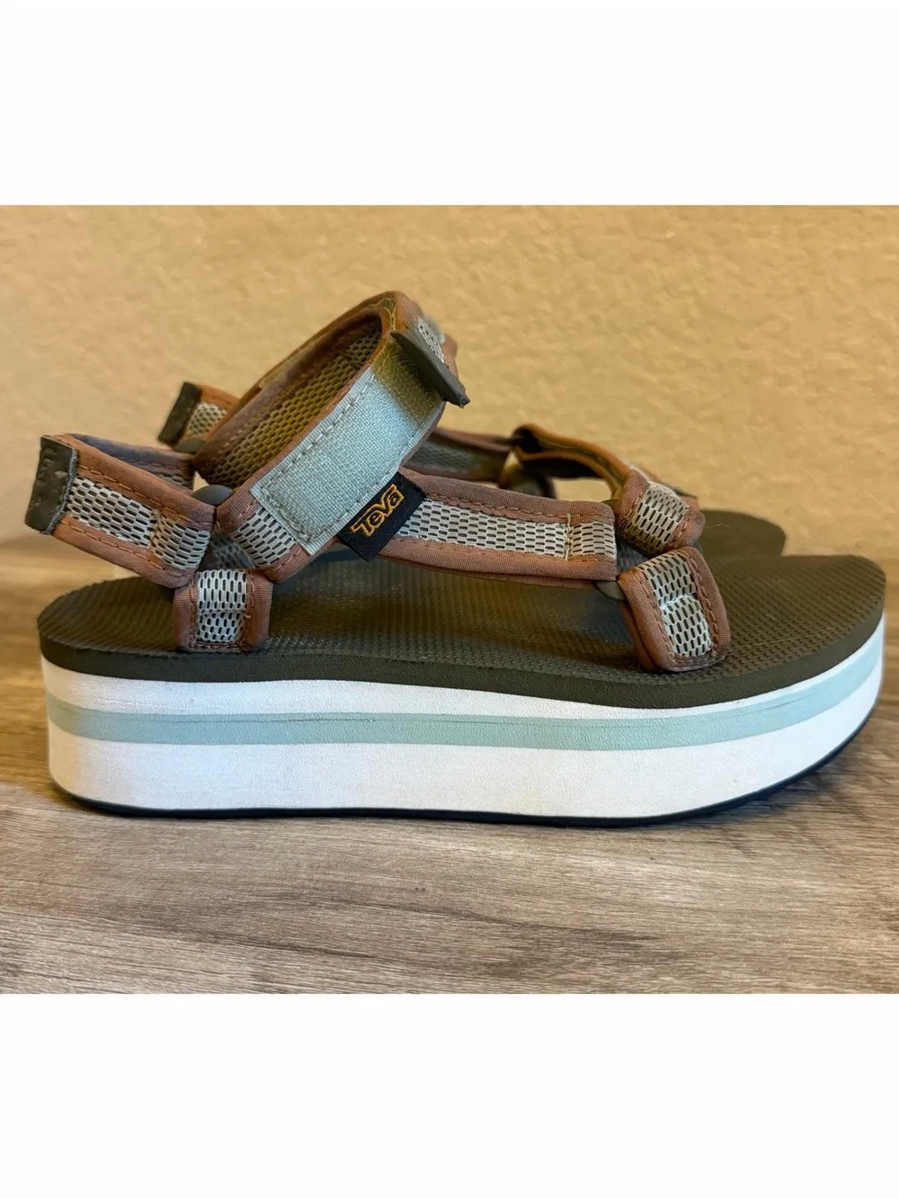 Teva Flatform Universal Sandals